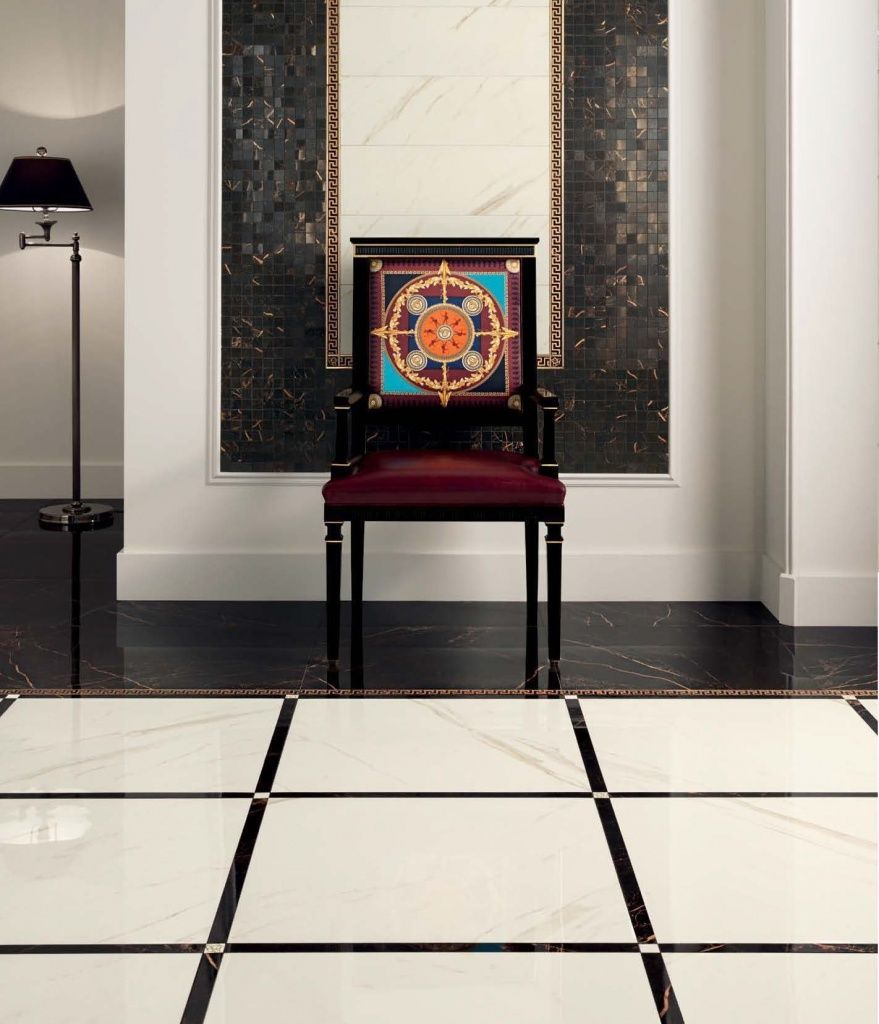 Versace 15.jpg Versace 15.jpg